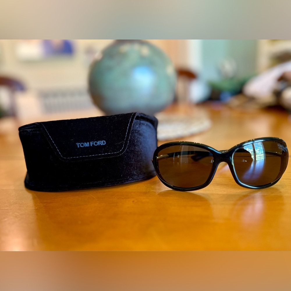Tom Ford Jennifer 61 mm Polarized Sunglasses - Black Frame